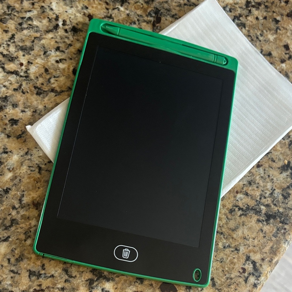 LCD Writing Tablet - Picture 3 of 3